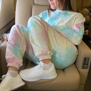 Livin Cool pastel tie dye crop sweatshirt, crew neck